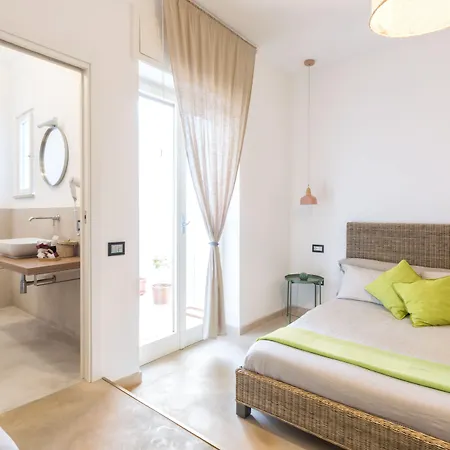 Maison d'hôtes Sorrentovibes - Luxury Four Bedroom With Amazing Terraces In Sorrente