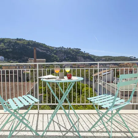 Sorrentovibes - Luxury Four Bedroom With Amazing Terraces In Sorrente