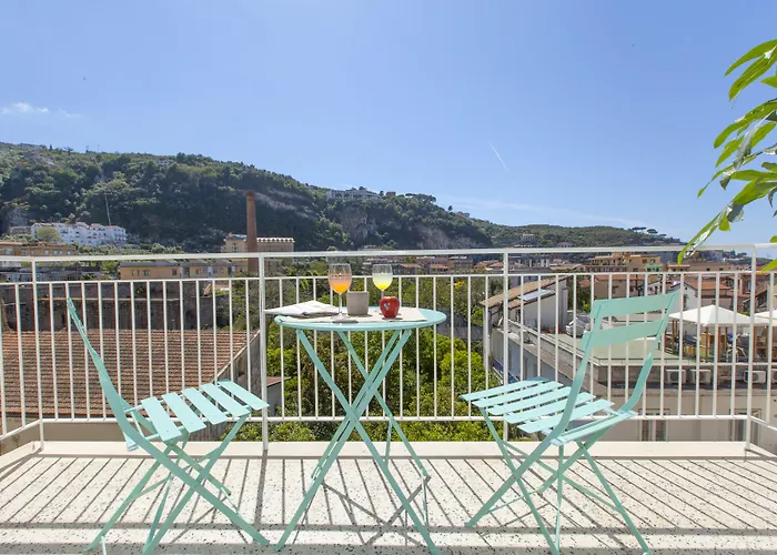 Sorrentovibes - Luxury Four Bedroom With Amazing Terraces In סורנטו